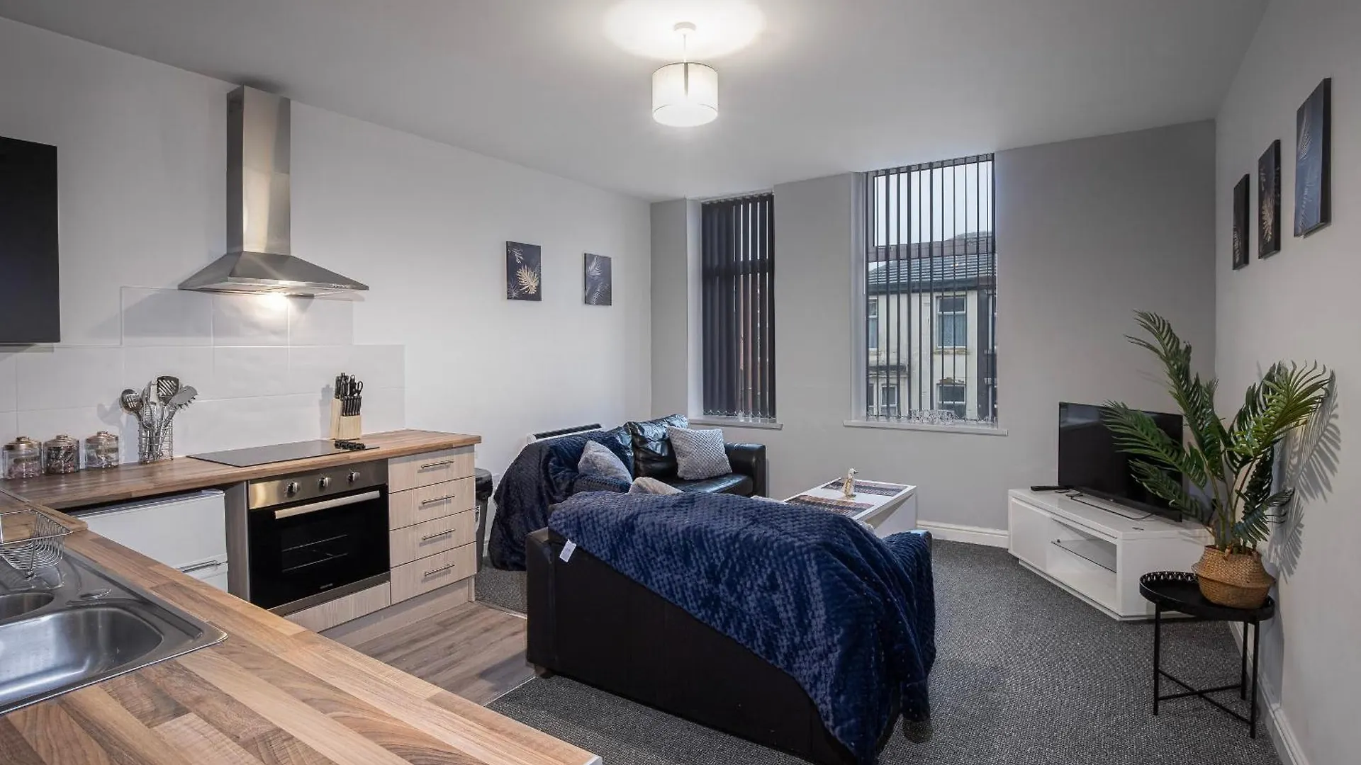 Bank Street Apartment 10 Blackpool